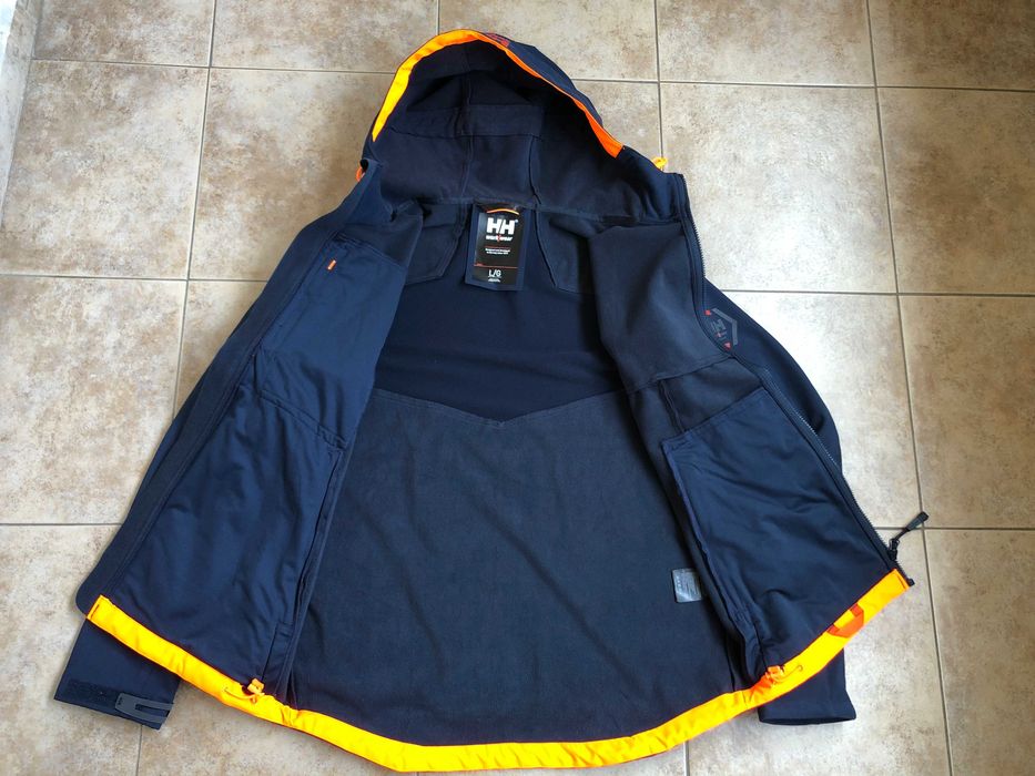Helly Hansen яке размер L
