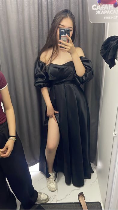 Вечерное платье