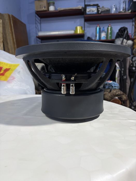 Продам сабвуфер Hannibal FX 30