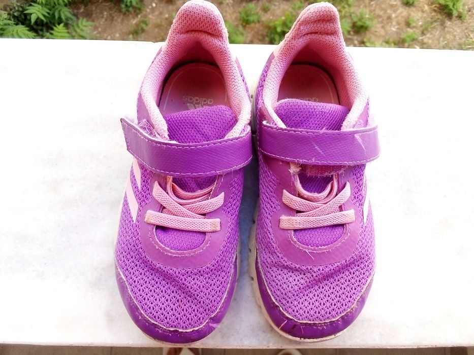 Маратонки за момиче  adidas