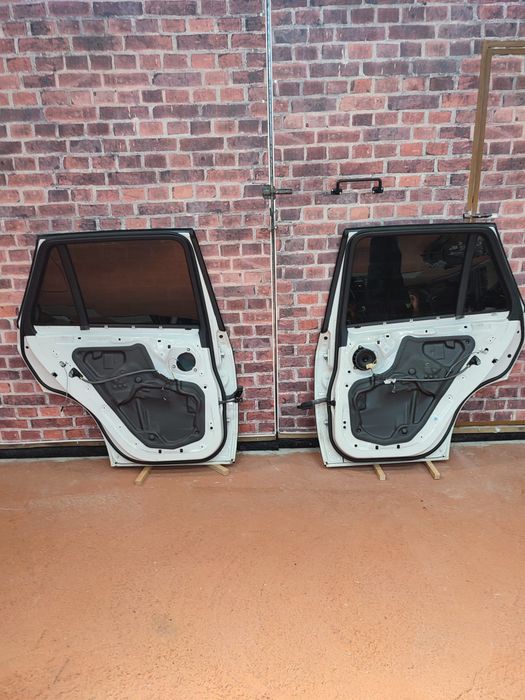 Usa portiera stanga dreapta spate Bmw X5 F15