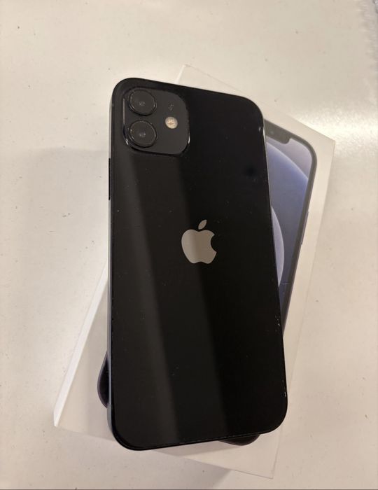Продам iPhone 12 64Гб