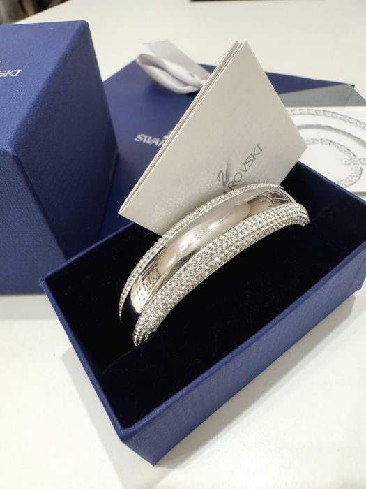 Swarovski гривна! НОВА! С кутия и документи!