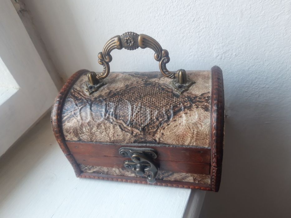 Cutie/caseta de bijuterii