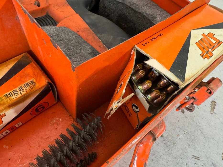 Пистолет за директен монтаж - Spit p200