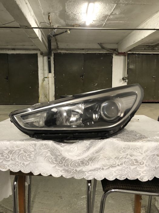 Ляв фар Hyundai i30 PD 2018