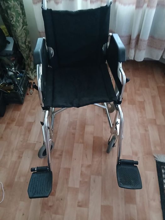Инвалидная кроляска