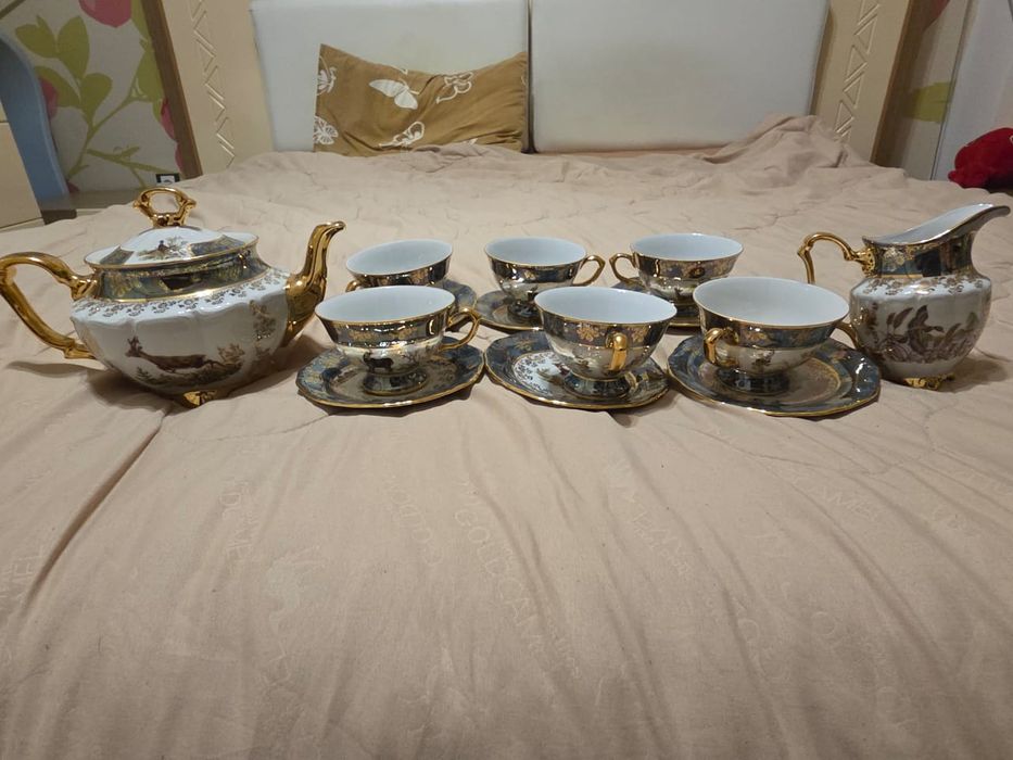 Два различных сервиса.