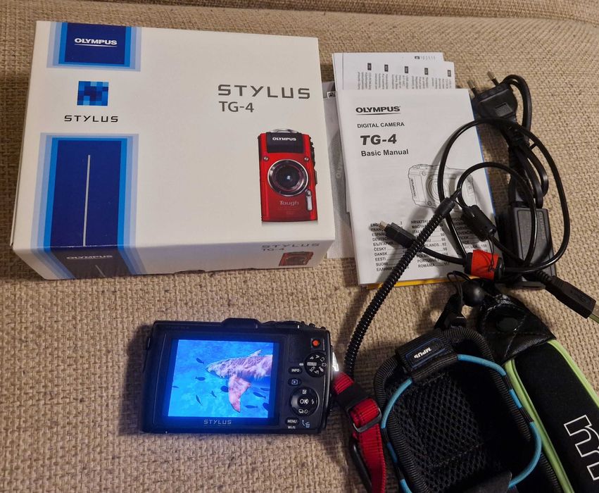 Водоустойчив фотоапарат Olympus Stylus TG-4 Tough