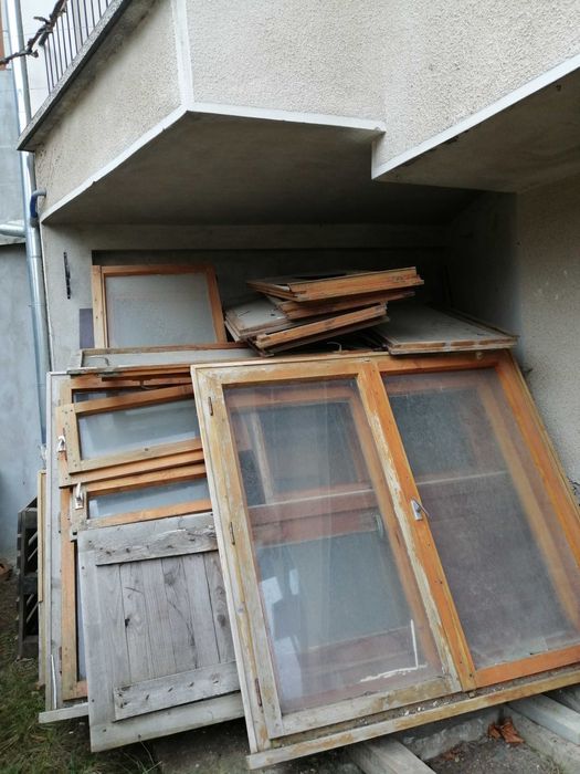 Стара чамова дограма