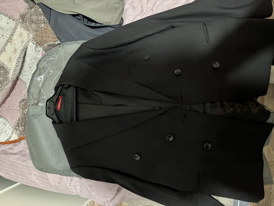 Пиджак двух бортный