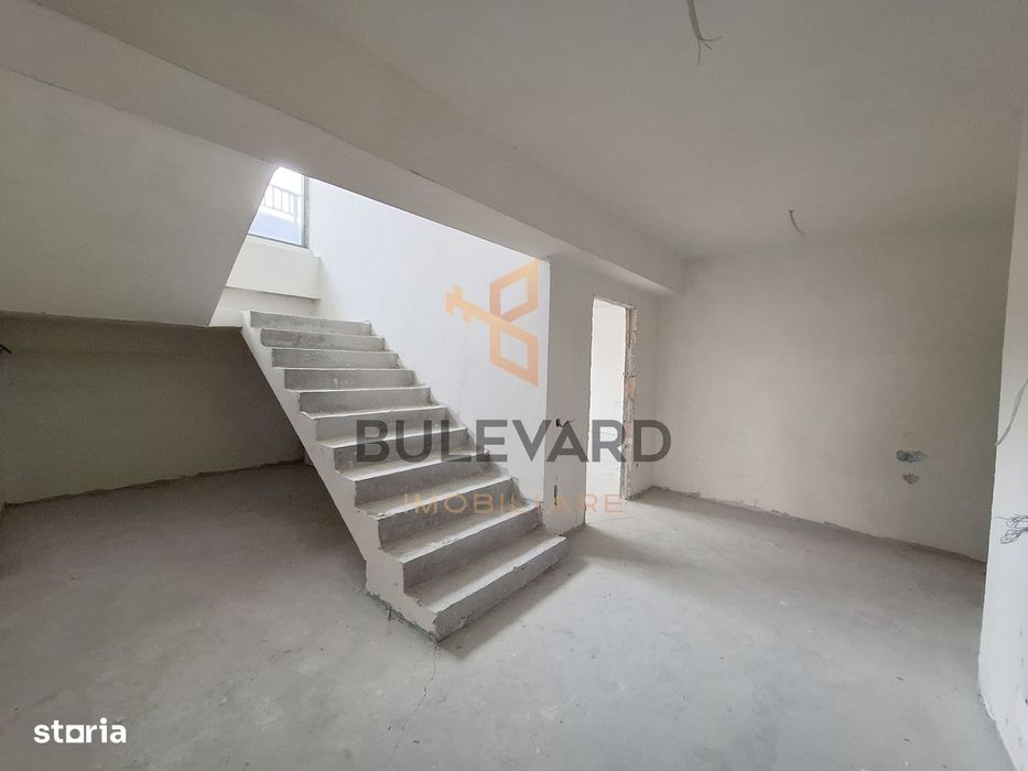 Penthouse 194 mp utili + 4 balcoane, view superb!