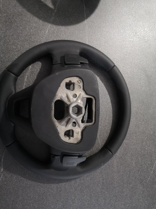 Volan piele încălzire comenzi volan padele ford focus mk4 2019