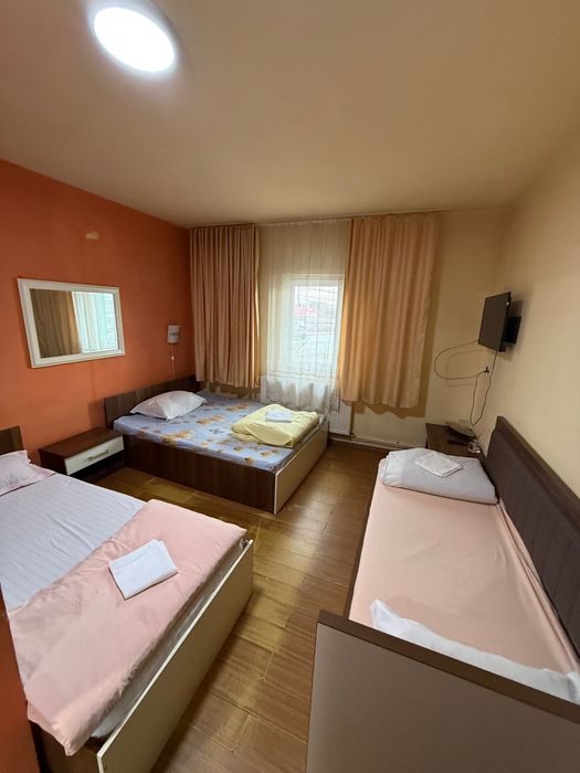 Cazare muncitori cu MESE