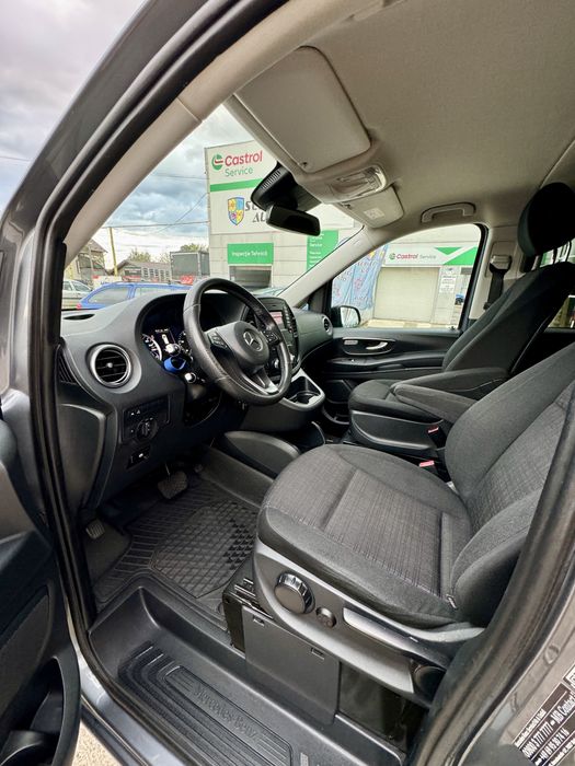 Inchiriez Rent Mercedes Vito 8+1 Minibus Microbuz V-Class