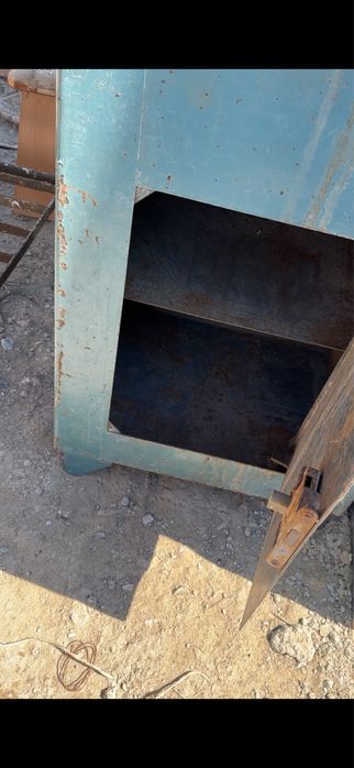 Сейф ящик продается