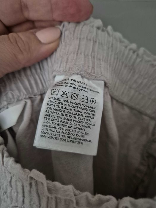 Pantaloni scurţi H&M, mărime M, stare impecabilă