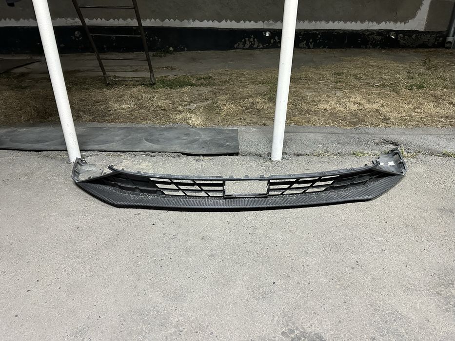 Нижняя губа на бампер changan eado