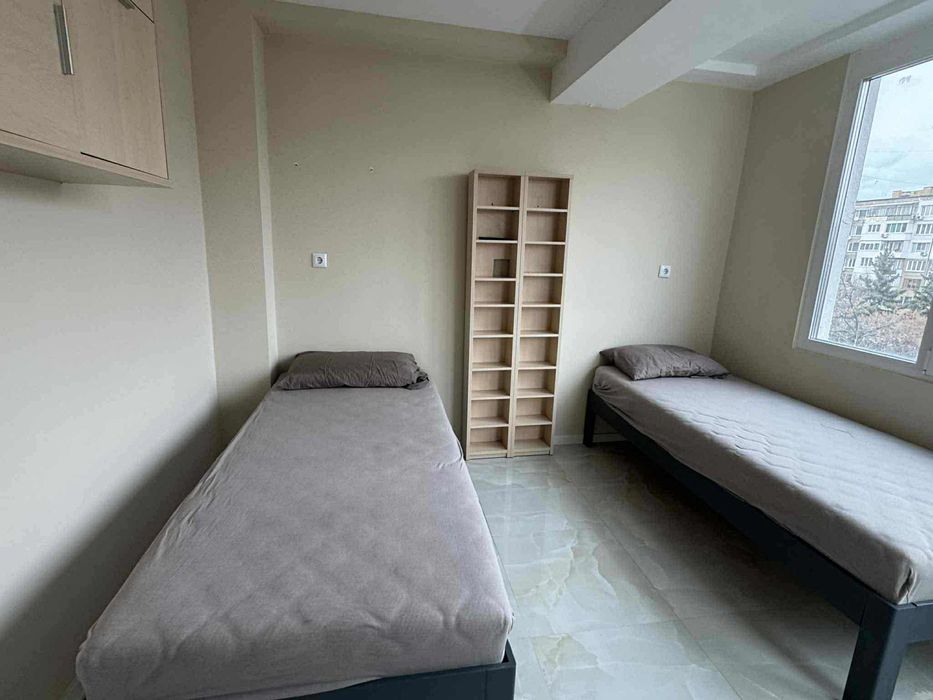 Тристаен апартамент в ж.к. Младост 1.