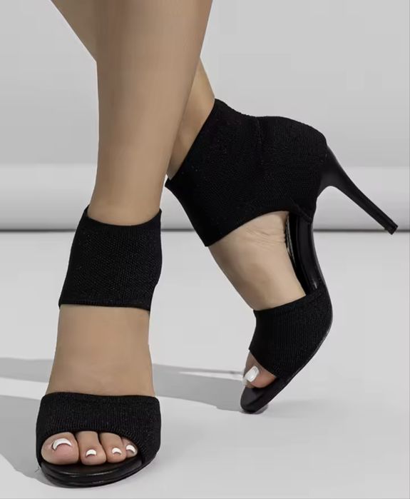 Летни черни обувки