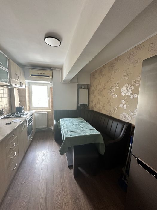 Apartament decomandat Calea Bucuresti