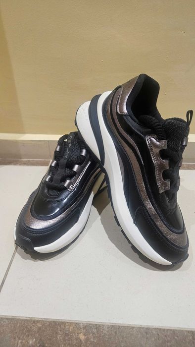 Страхотни сникърси Replay