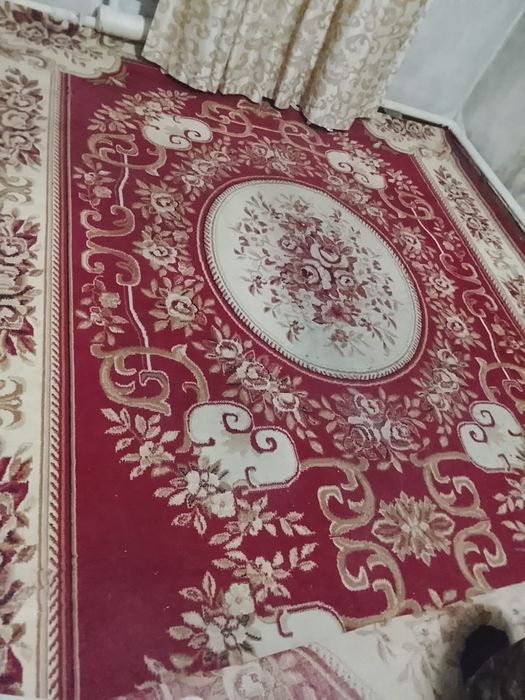 Продам палас большой