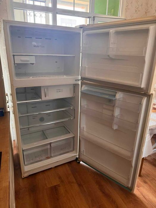 Продам холодильник Samsung