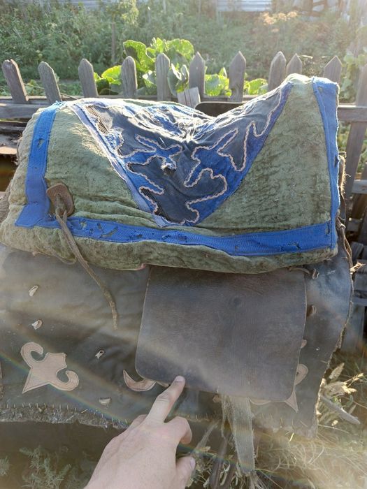 Продам деревянный седло ретро