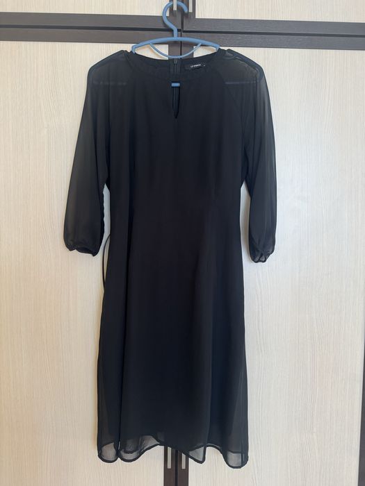 Прекрасна ефирна нова рокля с шифон и тюл