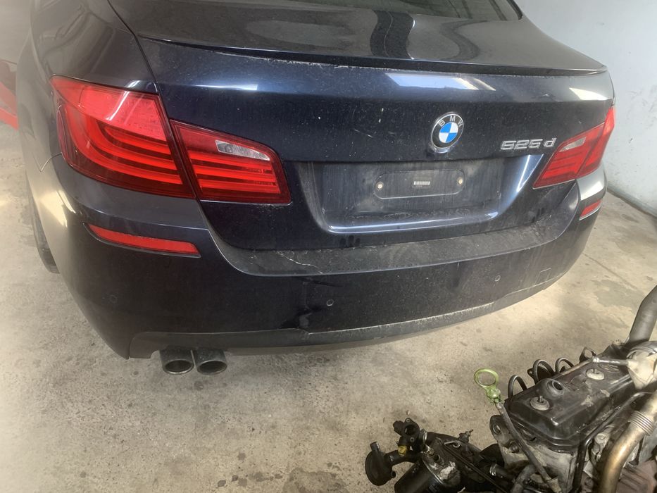 Aripi usi capota aripi  faruri trager bari BMW F10 F11