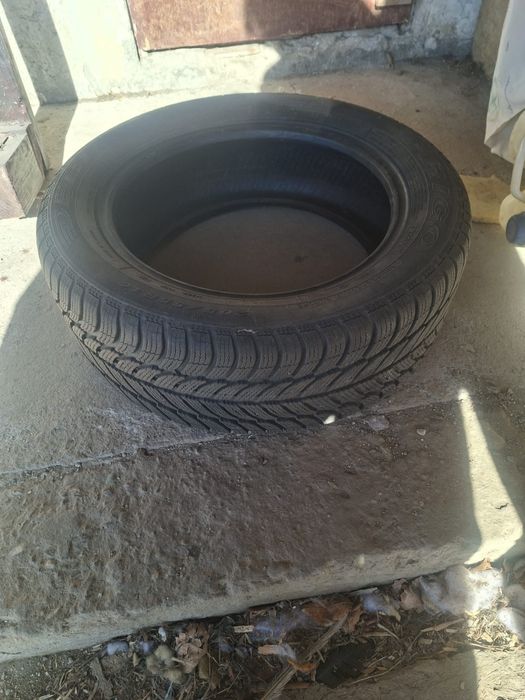 Vand 4 anvelope de iarna DEBICA