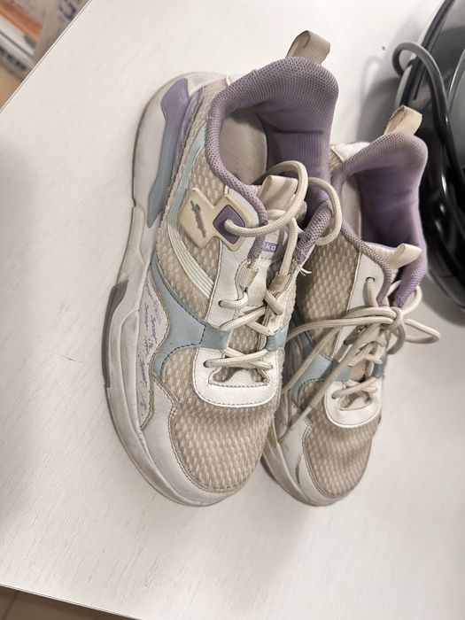 Отдам даром. Обувь