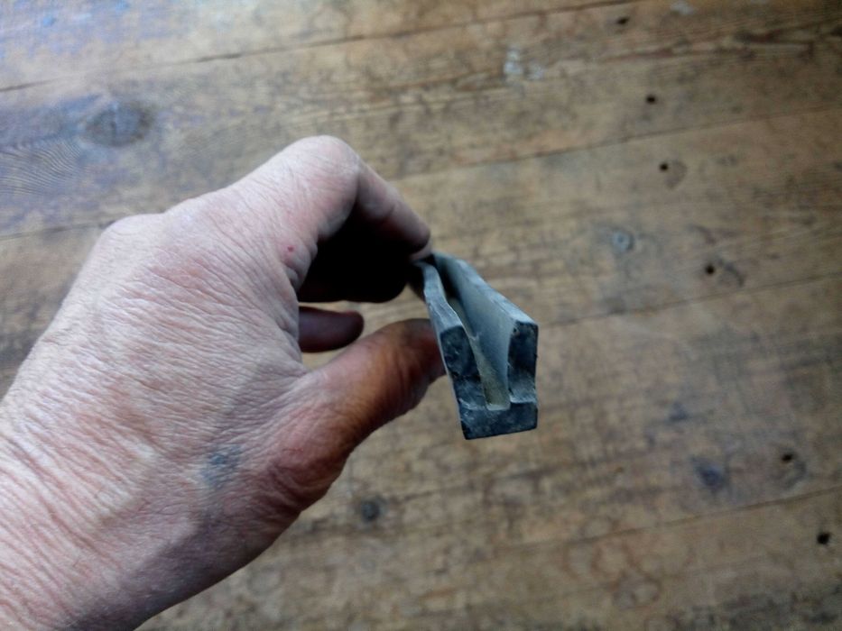 продам профиль резиновый П-образный