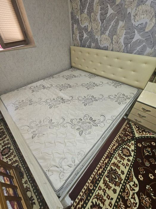 Спалний гарнитур