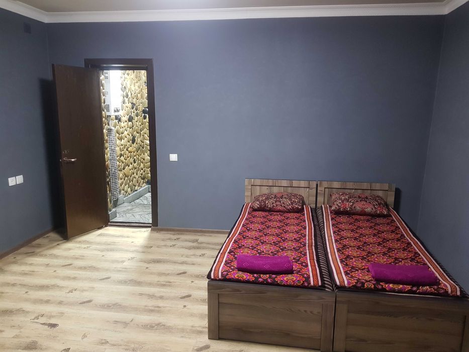 Продаётся загородный  дом в 20 минутах от Ташкента. Кибрайский район.