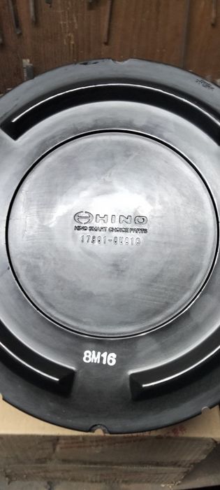 Продам фильтр воздушный HINO 300.