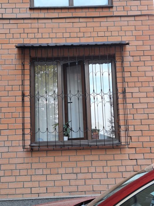 Установка! козырек,  ролики,  Решётки на Окна. Козырек