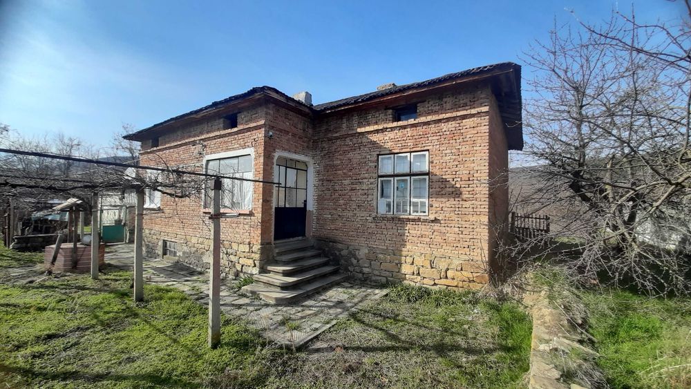 Продава се Къща в Търговище, Център - 120 кв.м за 378 €/кв.м - Снимка #18