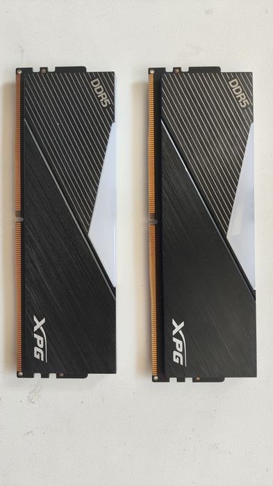 Память 32 ГБ DDR5 6000
