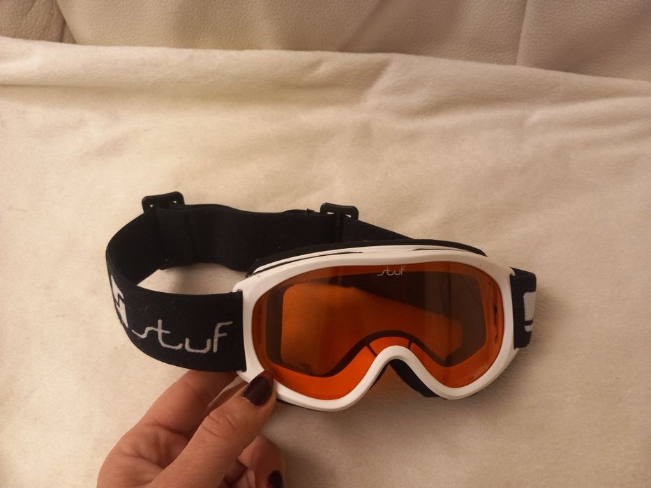 Очила и гаджет за малки скиори