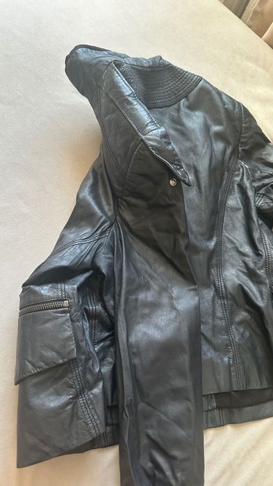 Продам кожанную куртку!!!