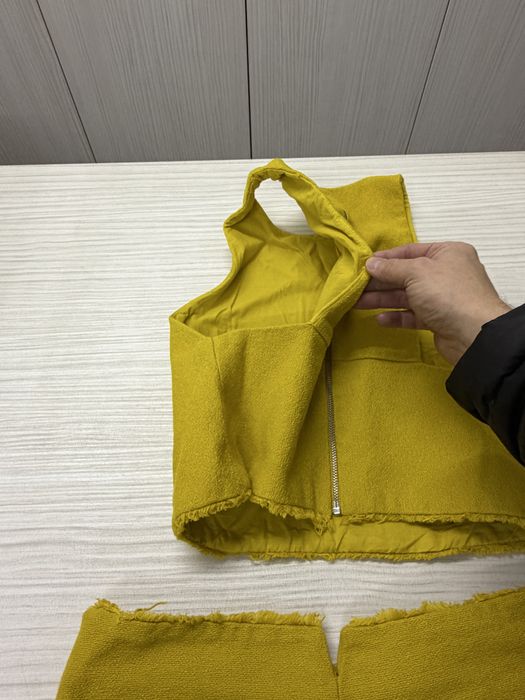 Set pantaloni scurti si maiou Zara marimea 38/M