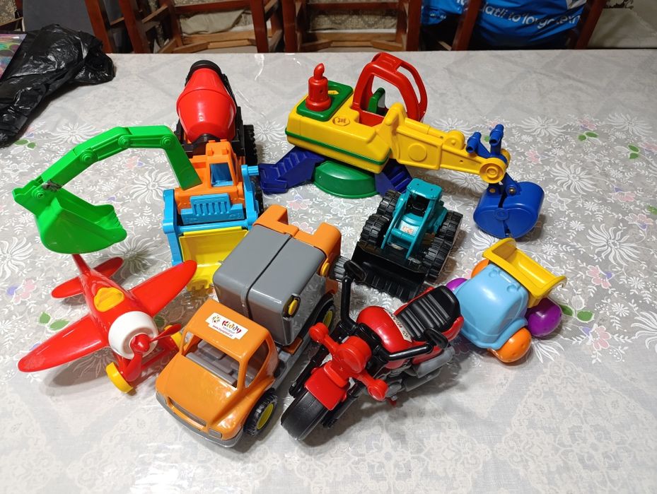 Детские игрушки.