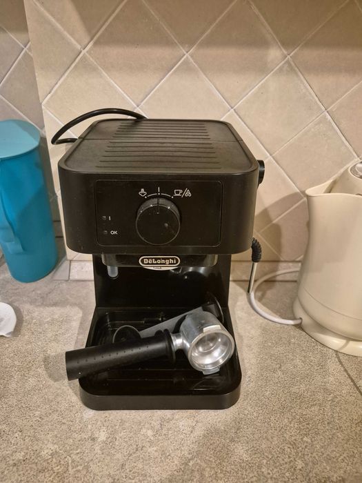 Кофемашина рожковая Delonghi