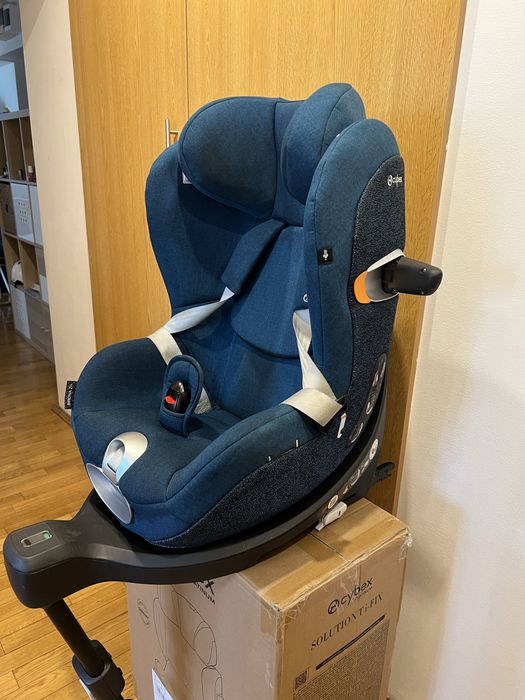 Scaun auto copii rotativ Cybex Sirona Zi+ i-Size Plus Mountain Blue