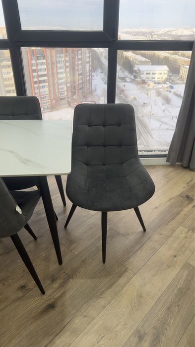 Продам обеденный комплект