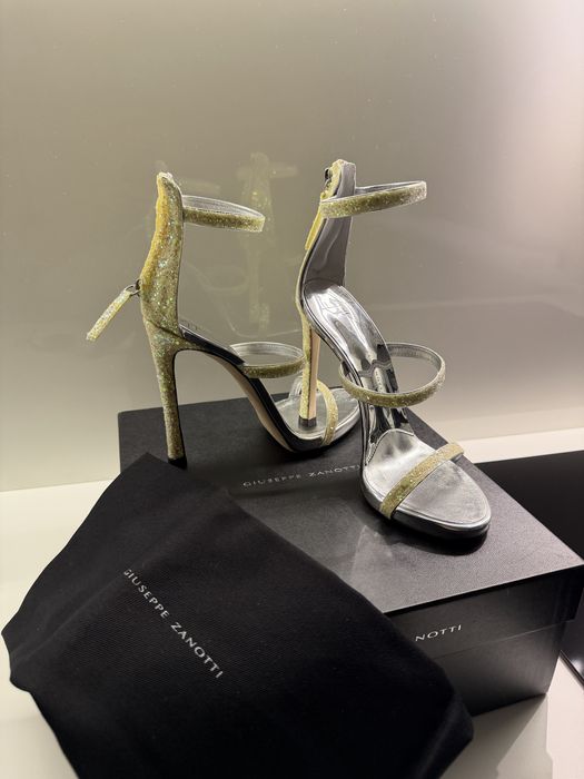 Sandale  Giuseppe Zanotti