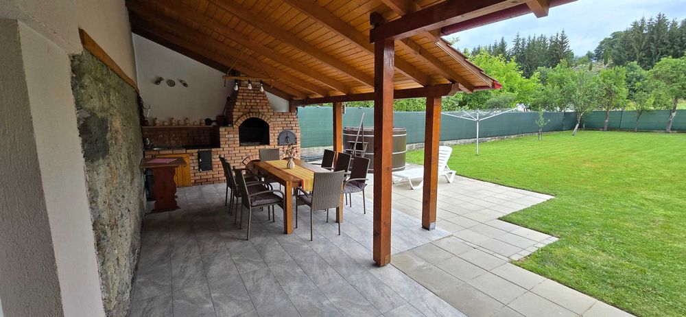 Cabană de închiriat în Eremitu cu ciubăr