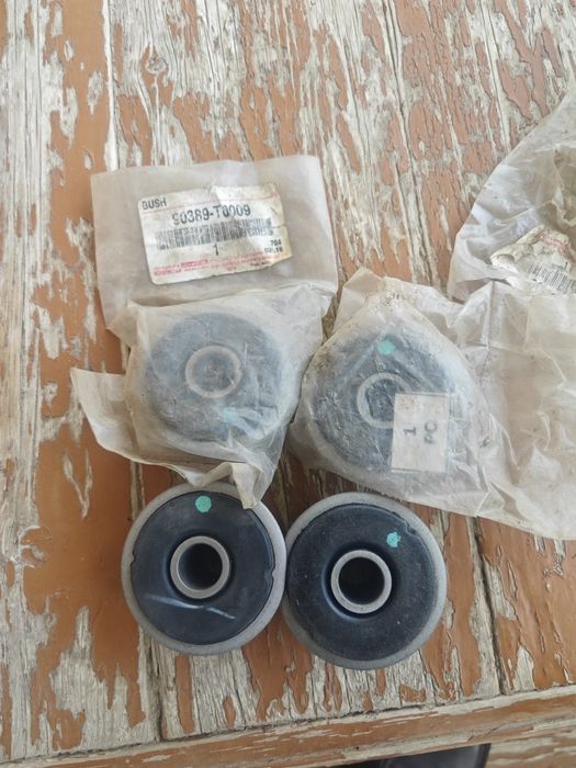 Сайлентблоки рессор (Тойота Хайлакс) Toyota Hilux.